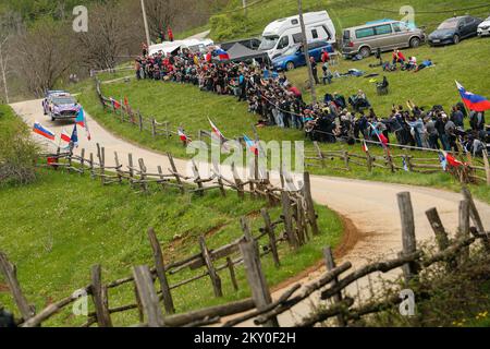 ZAGREB, KROATIEN - APRIL 23: Craig Breen von Irland und Paul Nagle von Irland treten am 22. April 2022 in Zagreb, Kroatien, an Tag 3 der FIA-Weltmeisterschaft Kroatien mit ihrem M-Sport Ford WRT Ford Puma Rally1 gegeneinander an. Foto: Luka Stanzl/PIXSELL Stockfoto