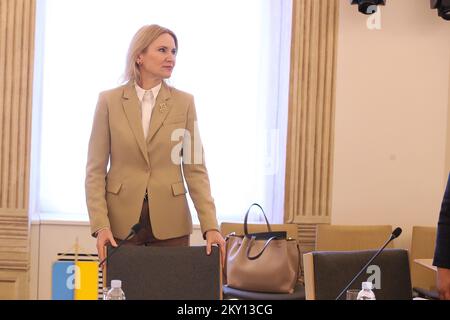 Zagreb, Banski dvori, Olena Kondratiuk, Vizepräsidentin des ukrainischen Parlaments, Besuch, gemeinsame Sitzung Stockfoto