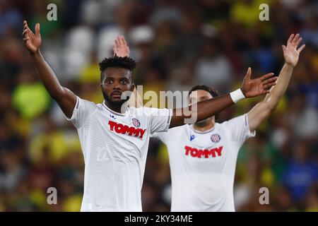 VALENCIA, SPANIEN - 18. AUGUST: Chidozie Awaziem von der HNK Hjduk Split reagiert während der Play-offs der UEFA Conference League am 18. August 2022 in Valencia, Spanien. Foto: Omar Arnau/PIXSELL Stockfoto