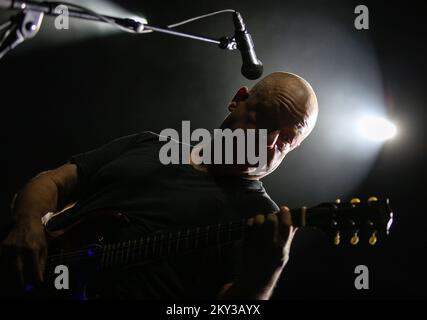 Black Francis of Pixies tritt während eines Konzerts in Zagreb, Kroatien, am 27. August 2022 auf. Foto: Zeljko Hladika/PIXSELL Stockfoto