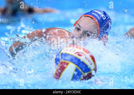 SPLIT, KROATIEN - 01. SEPTEMBER: Nina ten Broek aus den Niederlanden während des len-Wasserpolo-Europameisterschaftskampfs zwischen Rumänien und den Niederlanden in der Spaladium Arena am 01. September 2022 in Split, Kroatien Foto: Marko Lukunic/PIXSELL Stockfoto