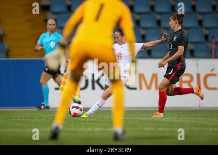 KARLOVAC, SEPTEMBER 02: Geraldine Reuteler der Schweiz in Aktion während des 2023. Qualifikationsspiels zur FIFA-Weltmeisterschaft der Frauen zwischen Kroatien und der Schweiz im Branko Cavlovic-Cavlek Stadion am 2. September 2022 in Karlovac, Kroatien. Foto: Matija Habljak/PIXSEL Stockfoto