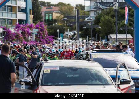 Der Italiener Johnatan Mailand und das Team Bahrain siegten beim CRO-Rennen 7. 2022 - Etappe 4 von Biograd na Moru nach Crikvenica am 30. September 2022 in Biograd na Moru, Kroatien. Foto: Sime ZELIE/PIXSELL Stockfoto