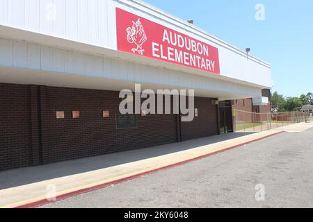 Jefferson Parish, La., 14. Mai 2013 bis heute wurden etwa $800.000 von der FEMA für die Audubon Elementary School finanziert. Manuel Broussard/FEMA. Louisiana Hurrikan Katrina. Fotos zu Katastrophen- und Notfallmanagementprogrammen, Aktivitäten und Beamten Stockfoto
