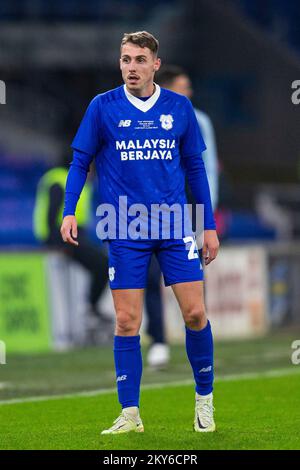 Cardiff, Großbritannien. 30.. November 2022. Gavin Whyte aus Cardiff City in Aktion. Cardiff City gegen Aston Villa beim Peter Whittingham Memorial Match im Cardiff City Stadium am 30.. November 2022. Kredit: Lewis Mitchell/Alamy Live News Stockfoto