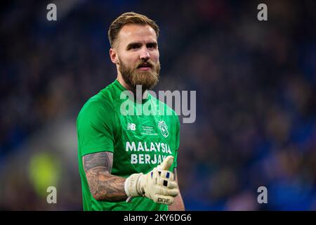 Cardiff, Großbritannien. 30.. November 2022. Cardiff City Torwart Jak Alnwick in Aktion. Cardiff City gegen Aston Villa beim Peter Whittingham Memorial Match im Cardiff City Stadium am 30.. November 2022. Kredit: Lewis Mitchell/Alamy Live News Stockfoto