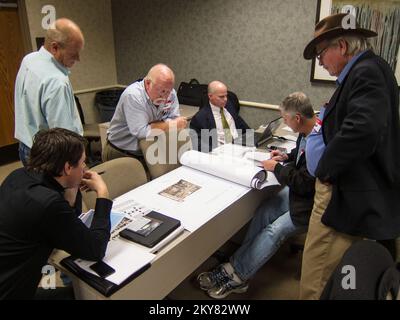 Oklahoma Startet Die Initiative Safe Schools 101. Oklahoma schwere Stürme und Tornados. Fotos zu Katastrophen- und Notfallmanagementprogrammen, Aktivitäten und Beamten Stockfoto