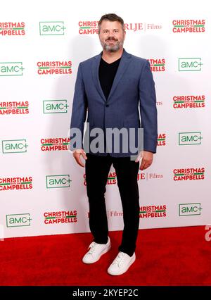 Los Angeles, USA. 30.. November 2022. Los Angeles, Kalifornien, - 29. November 2022: Gäste kommen zur Filmpremiere „Christmas with the Campbells“ im Edition West Hollywood Credit: Ovidiu Hrubaru/Alamy Live News Stockfoto