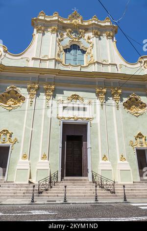 Sanremo, Italien - 07-07-2021: Schöne Kirche in Sanremo Stockfoto