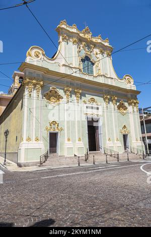 Sanremo, Italien - 07-07-2021: Schöne Kirche in Sanremo Stockfoto