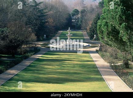 FUENTE DE LAS CONCHAS EN LOS JARDINES DEL CAMPO DEL MORO. Autor: MANUEL ALVAREZ (1727-1797). LAGE: PALACIO REAL-JARDINES. MADRID. SPANIEN. Stockfoto