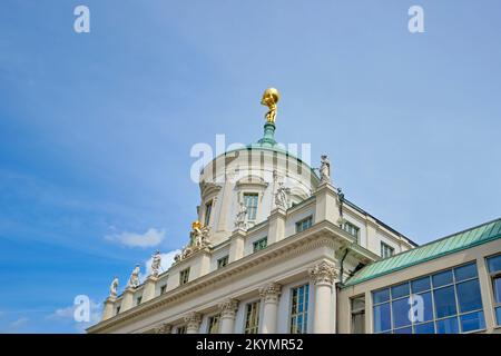 Blick auf das Alte Rathaus, heute Potsdamer Museum - Forum für Kunst und Geschichte, Potsdam, Brandenburg, Deutschland. Stockfoto