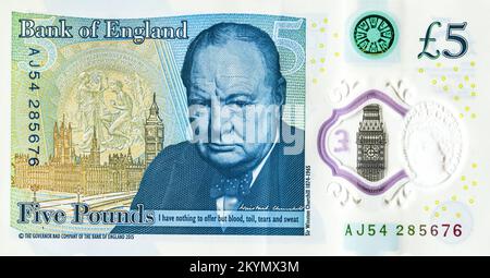 Britische 5-Pfund-Sterling-Banknote mit Porträt von Sir Winston Churchill, Premierminister des Vereinigten Königreichs Stockfoto