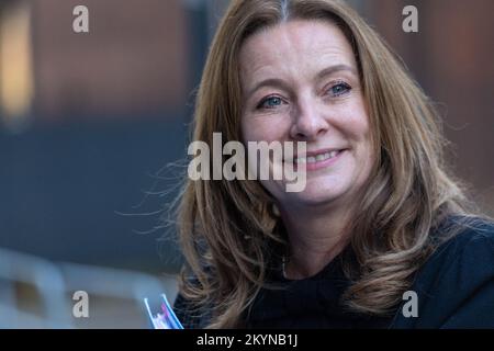 London, Großbritannien. 01.. Dezember 2022. London, 1.. Dezember 2022 Gillian Keegan, Education Secretary, in Downing Street, London, UK Credit: Ian Davidson/Alamy Live News Stockfoto