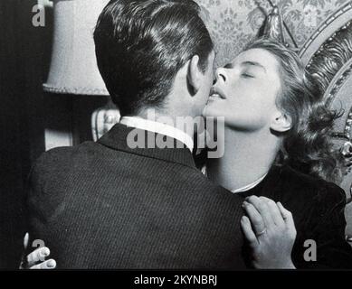 BERÜCHTIGTER RKO Radio Pictures Film aus dem Jahr 1946 mit Ingrid Bergman und Cary Grant, Regie Alfred Hitchcock Stockfoto