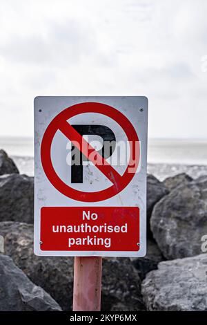 Schild: Kein unbefugtes Parken Stockfoto