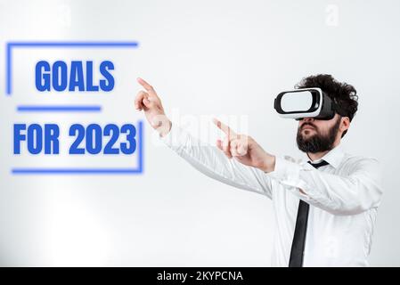 Unterschreiben Sie mit den Toren für 2023. Wortschatz zu den folgenden Dingen, die Sie in 2023 haben und erreichen möchten Stockfoto