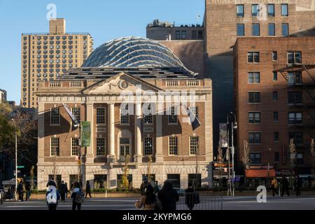 44 Union Square ist das Wahrzeichen des ehemaligen Tammany Hall Headquarters in New York City, USA 2022 Stockfoto