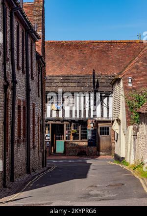 Blick in Richtung George Inn, Alfriston, Wealden District, East Sussex, England, Vereinigtes Königreich Stockfoto