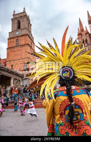 Danza de Indios, Zusammenkunft einheimischer Stämme in San Miguel de Allende, Mexiko Stockfoto