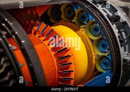 Nahaufnahme eines BMW 003 Turbojet-Triebwerks im BMW-Museum in Stuttgart Stockfoto