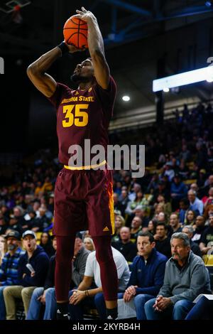 Boulder, CO, USA. 01.. Dezember 2022. Arizona State Sun Devils Guard Devan Cambridge (35) spielt beim Männer-Basketballspiel zwischen Colorado und Arizona State in Boulder, CO. Derek Regensburger/CSM/Alamy Live News Stockfoto