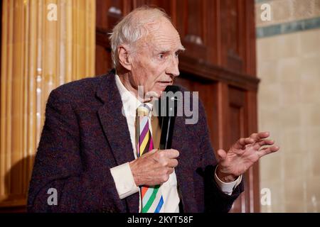 Peter Snow im Oldie lit Lunch 15-11-22 Stockfoto