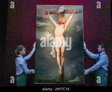 London UK 02. Dezember 2022 Sir Anthony van Dyck Christ am Kreuz. Öl auf Leinwand, ungerahmt Est £ 150.000 – GBP 250.000, Old Masters Evening Sale, Christies London 8. Dezember 2022 Paul Quezada-Neiman/Alamy Live News Stockfoto