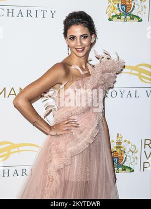 London, Großbritannien. 01.. Dezember 2022. Fatma Said wurde auf dem roten Teppich für die Royal Variety Performance in der Royal Albert Hall in London gesehen. Kredit: SOPA Images Limited/Alamy Live News Stockfoto