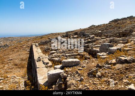Der Tempel des Zeus erwähnt frühere Tage aus mykene. Auf dem Gipfel des Berges Attavyros gelegen. Insel Rhodos, Griechenland. Stockfoto