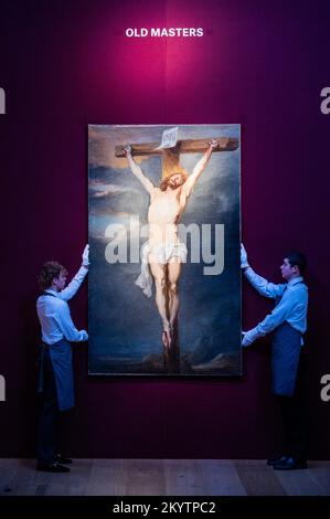 London, Großbritannien. 2.. Dezember 2022. Sir Anthony Van Dyke and Studio, Christ on the Cross, geschätzt 150.000 GBP - 250.000 GBP - Vorschau auf die Classic Week in Christie's London läuft bis zum 15. Dezember bei vier Live-Auktionen und drei Online-Verkäufen. Kredit: Guy Bell/Alamy Live News Stockfoto