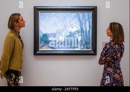 London, Großbritannien. 2.. Dezember 2022. Harald Sohlberg, Mitternacht, 1911, geschätzt. 1,2 bis 1,8 Millionen £ – Vorschau auf die Abendaktion der Old Masters bei Sotheby's. Kredit: Guy Bell/Alamy Live News Stockfoto