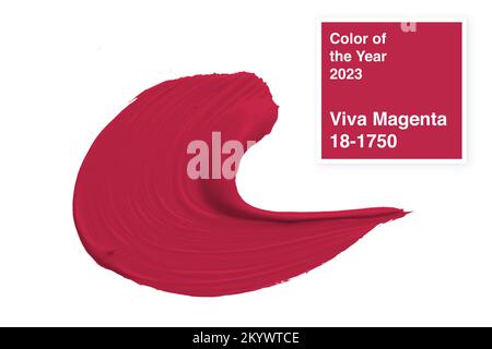 Klassische blaue Pinselstriche isoliert auf weißem Hintergrund. Farbe des Jahres 2023, Viva Magenta. Stockfoto