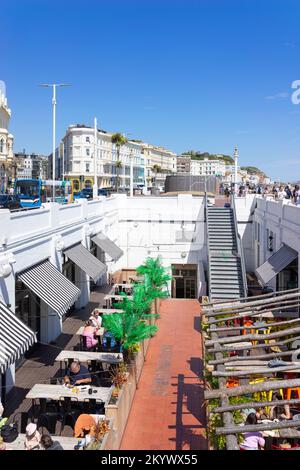 Hastings The Courtyard at the Source Park Hastings East Sussex England GB Europa Stockfoto