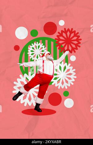 Kreatives Foto 3D Collage Kunstwerk Postkartenbild des funky santa claus hängende Schneeflocke magische Zeit isoliert auf Malhintergrund Stockfoto