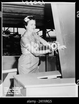 DD-945 Rumpf, Schiffe, Marineschiffe, Boote, Marinegeschichte, Die Marine Stockfoto