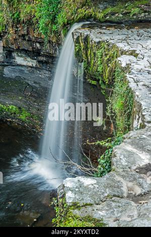 Scwd Gwladys, auf dem Fluss Pyrddin, fotografiert von der Spitze der Wasserfälle Stockfoto