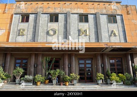 Berühmtes Roma-Kino und Café in Asmara Stockfoto