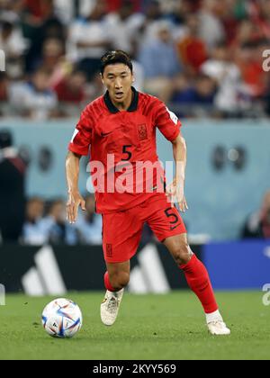 Katar. 02.. Dezember 2022. DOHA - Woo-Young jung jung der Republik Korea während des FIFA-Weltmeisterschafts-Katar-2022-Gruppe-H-Spiels zwischen Südkorea und Portugal am 2. Dezember 2022 im Education City Stadium in Doha, Katar. AP | niederländische Höhe | MAURICE OF STONE Credit: ANP/Alamy Live News Stockfoto