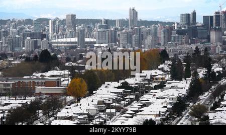 Die Winter Skyline von Vancouver aus Sicht von Burnaby in British Columbia, Kanada Stockfoto