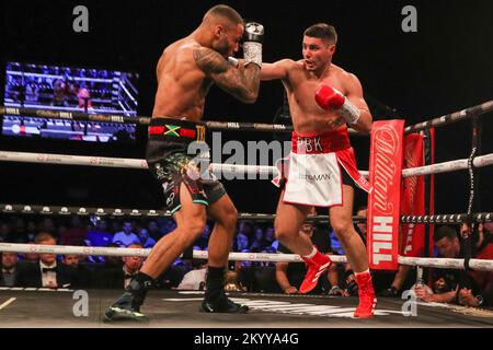 Newcastle, Großbritannien. 02.. Dezember 2022. Josh Kelly besiegt Troy Williamson bei der British Super-Welterweight Championship: Troy Williamson vs Josh Kelly in utilita Arena, Newcastle Upon Tyne, Großbritannien, 2.. Dezember 2022 ( Kredit: Dan Cooke/Alamy Live News Stockfoto