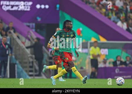 Lusail Ikonisches Stadion, Lusail, Katar. 2.. Dezember 2022. FIFA Fußball-Weltmeisterschaft, Kamerun gegen Brasilien; André-Frank Zambo Anguissa von Kamerun Credit: Action Plus Sports/Alamy Live News Stockfoto