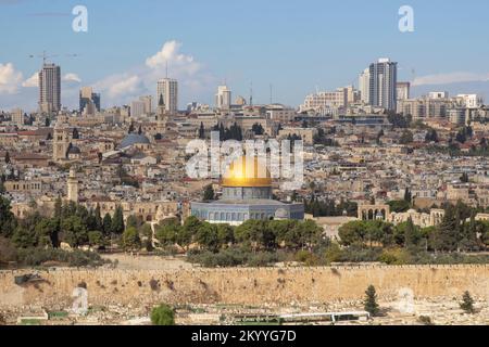 7. November 2022 der historische Felsendom in der Altstadt von David in Jersalem Israel die antike Stätte des Solomon-Tempels. Stockfoto