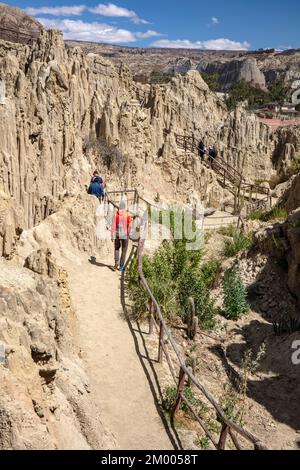 Strecke, Besucherpfad, Valle de la Luna, Moon Valley, das durch Erosion geformt wurde, auch Killa Qhichwa, La Paz, Bolivien, Südamerika Stockfoto