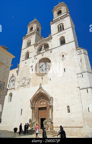 Piazza Duomo della Cattedrale, Altamura, Apulien, Italien, Altamura, Apulien, Italien, Europa Stockfoto