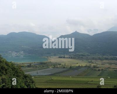 Lago di Kaltern Stockfoto