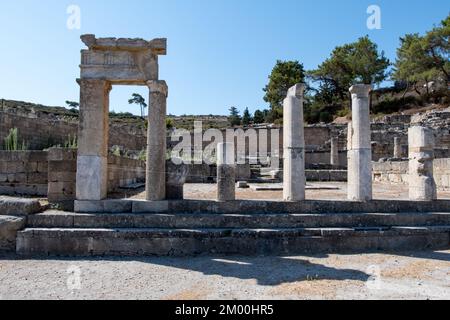 Dorischer Tempel im antiken Kamiros an der ägäischen Küste von Rhodos Stockfoto