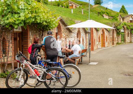 Traditionelle Weinkeller - Vrbice, Tschechische Republik, Europa Stockfoto