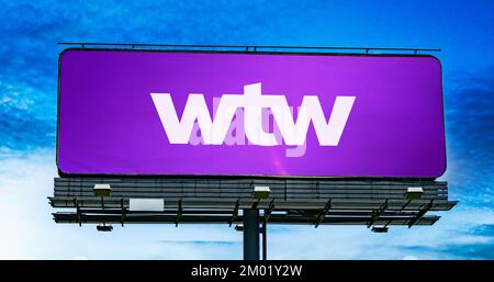 POZNAN, POL – 13. Sep. 2022: Reklametafel mit dem Logo von Willis Towers Watson, einem britisch-amerikanischen multinationalen Versicherungsberater Stockfoto