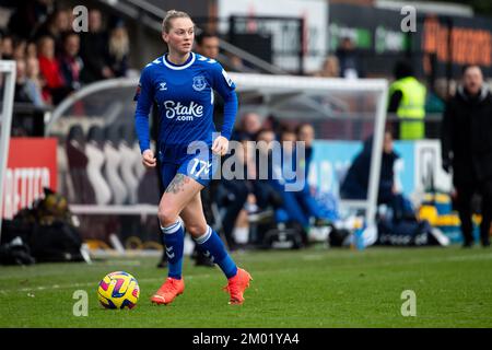 London, Großbritannien. 03.. Dezember 2022. London, England, Dezember 3. 2022: Lucy Graham (17 Everton) in Aktion beim Barclays FA Womens Super League-Fußballspiel zwischen Arsenal und Everton im Meadow Park in Borehamwood, England. (Liam Asman/SPP) Kredit: SPP Sport Press Photo. Alamy Live News Stockfoto